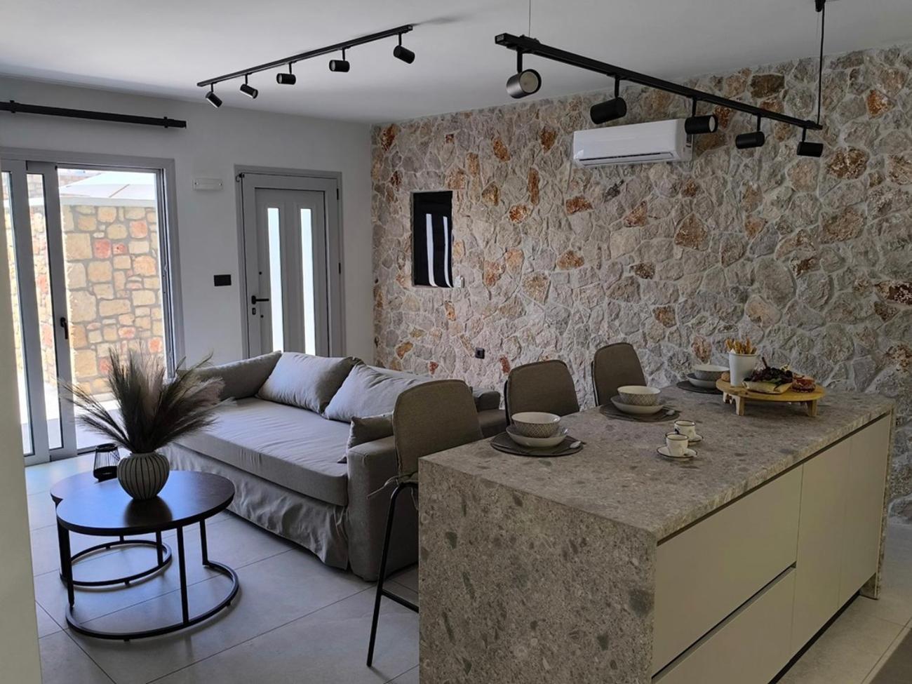 Valantina'S & Mannouel Lardos Luxury Villas ภายนอก รูปภาพ