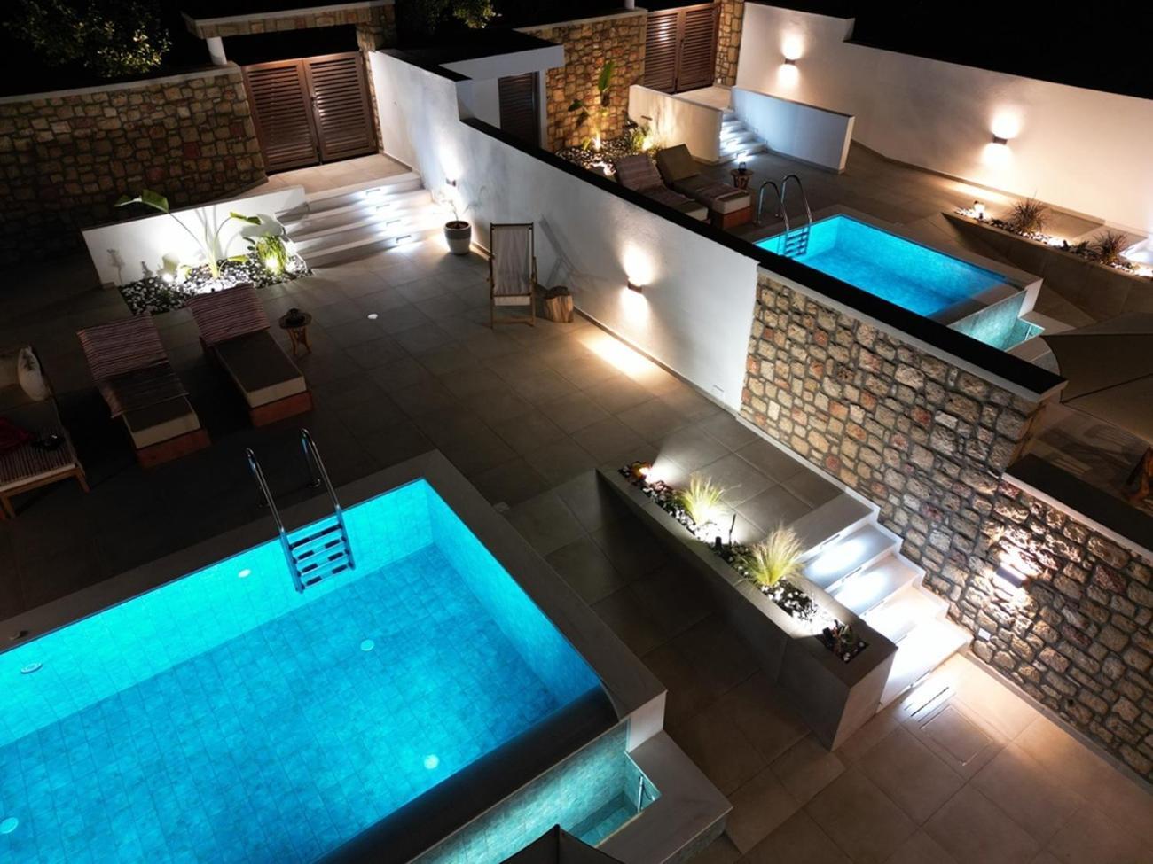 Valantina'S & Mannouel Lardos Luxury Villas ภายนอก รูปภาพ